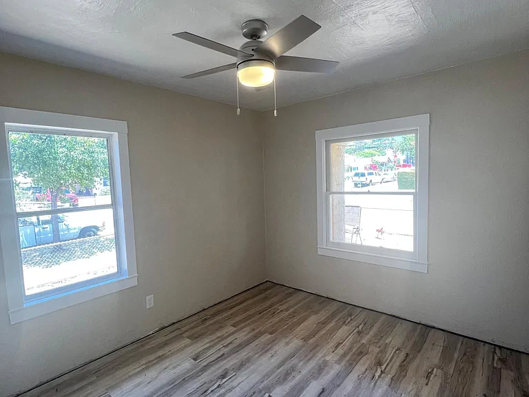 1224 E Gutierrez St — Photo 6