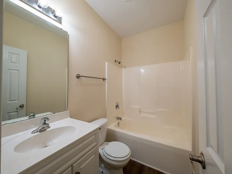 8 Hydrangea Ct — Photo 21