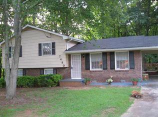 7480 Roundtree Dr, Riverdale, GA 30274