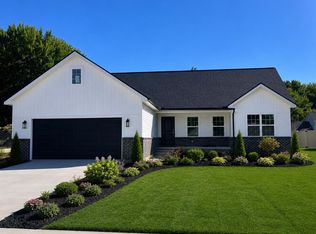 27121 Lanse Creuse St, Harrison Township, MI 48045