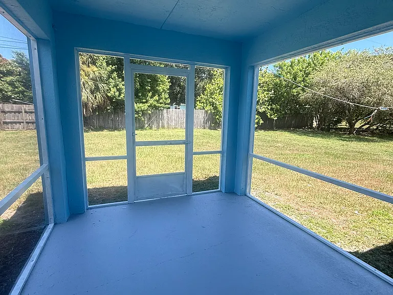 2249 SE Friendship St — Photo 14