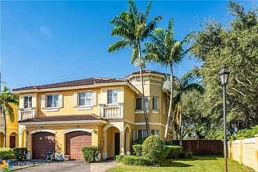 Home For Sale In Village Walk II 177-144 B