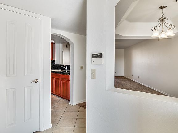 4th image of 5104 N 32nd St Unit 451