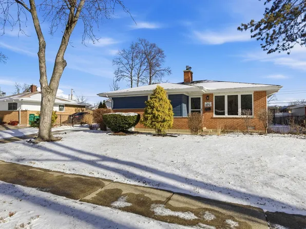 367 Park Ave, Wheeling, IL 60090