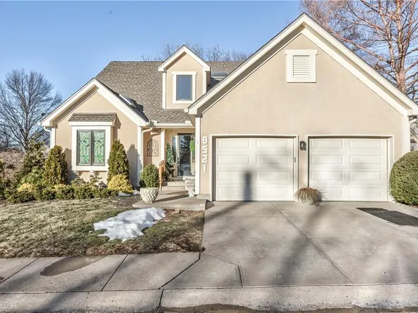 8521 Long St, Lenexa, KS 66215