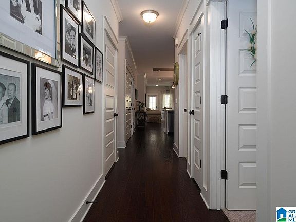 5th image of 3816 Grants Ln