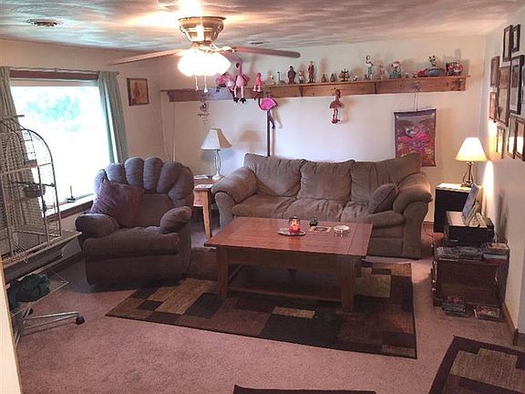 3rd image of 50 Cox Dr