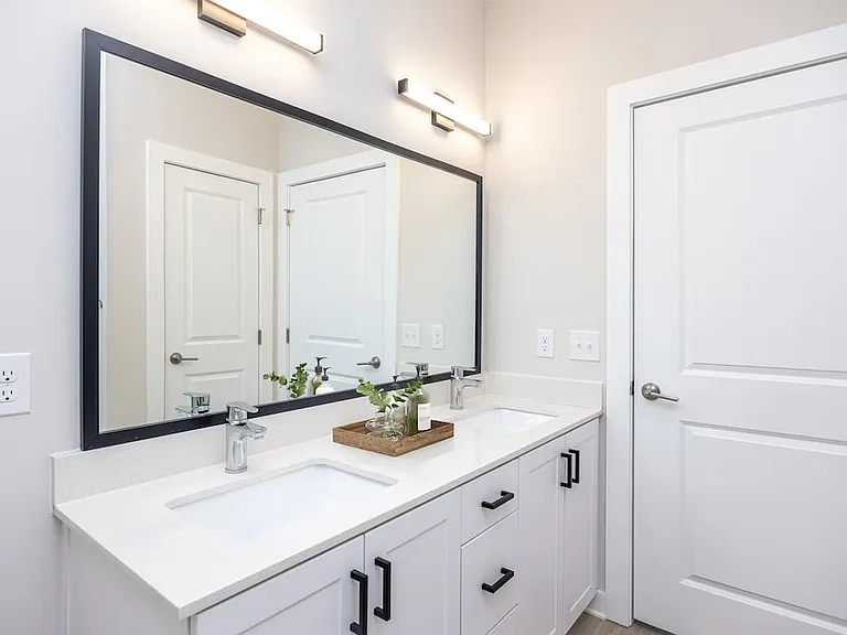 Townhome primary bath with dual sink vanity