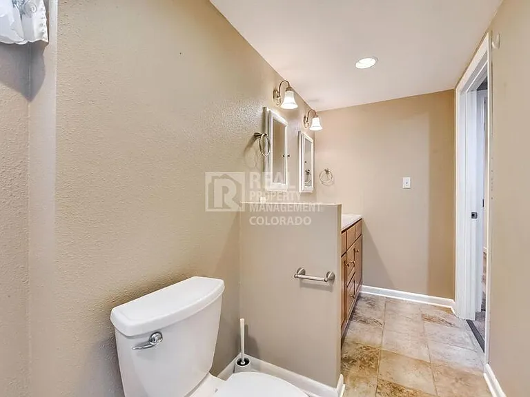 2580 S Carey Way — Photo 16