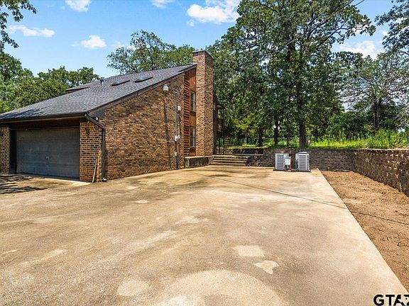 5th image of 8731 E Lakeshore Dr