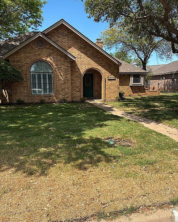 1st image of 808 Arapaho Dr