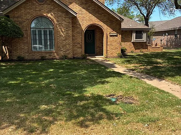 808 Arapaho Dr, Burkburnett, TX 76354