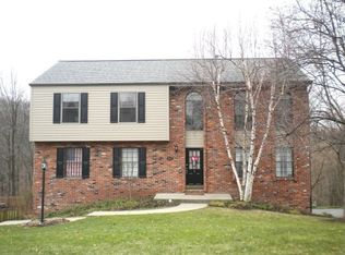 822 Glendale Ct, Cranberry Township, PA 16066