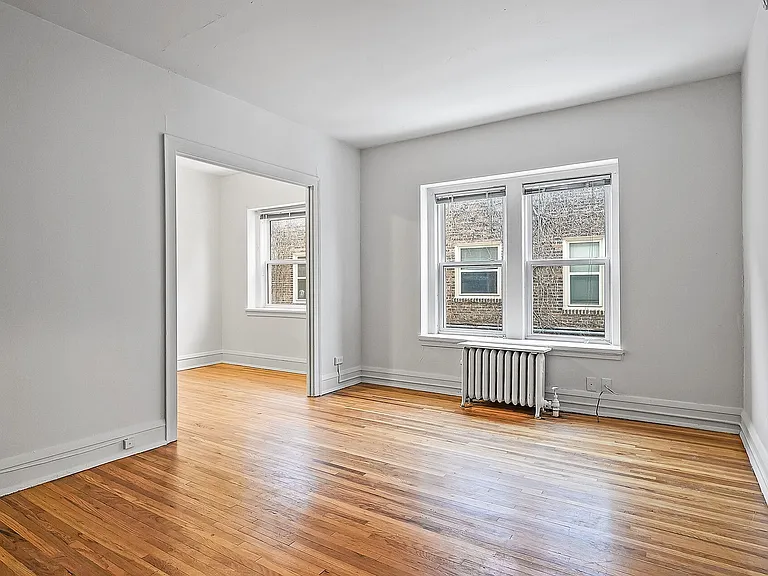 2216 Harriet Ave — Photo 5