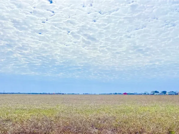 152 Brownson Rd, Victoria, TX 77905