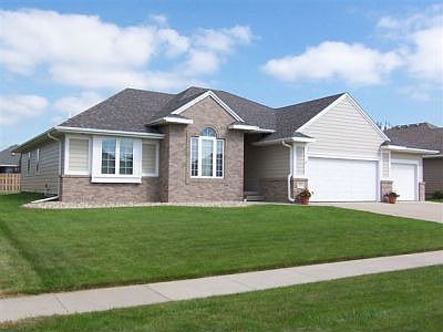 2nd image of 504 Baywood Ct