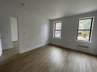 1745 President St APT 1A, Brooklyn, NY 11213