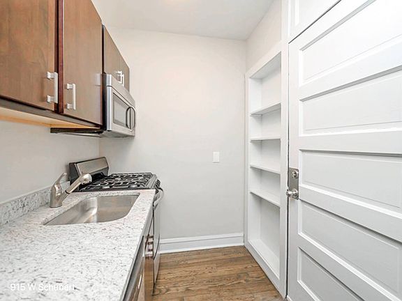 4th image of 915 W Schubert Ave APT 1C
