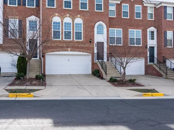 42749 Wilmar Sq, Ashburn, VA 20148