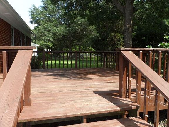 4th image of 4705 Stafford Dr