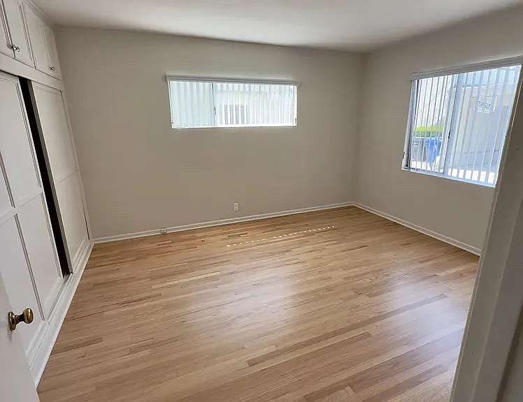 745 S Plymouth Blvd #3 — Photo 7