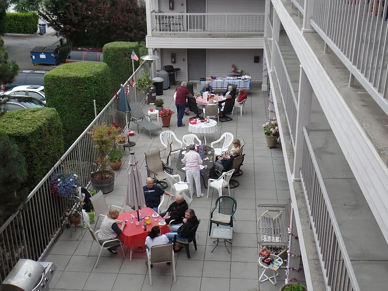 609 S 222nd St #101 — Photo 5