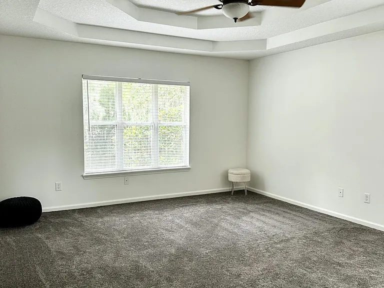2298 Huckins Ct — Photo 17