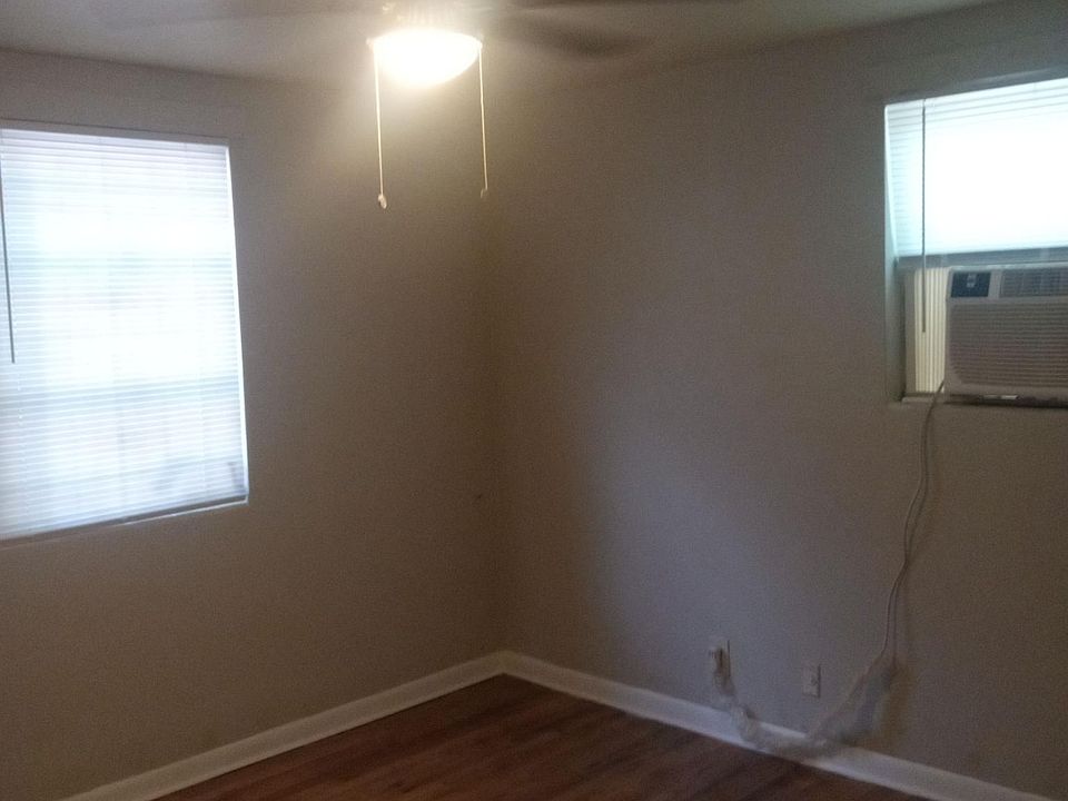 2nd image of 1151 W 25th St #2