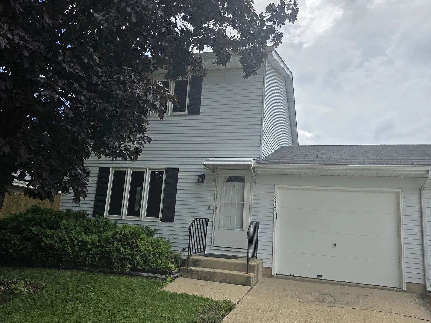 3 bed, 2.5 bath, 1200 sqft, $2,850 — Photo 1