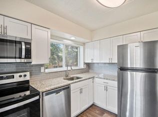 Top Field Apartment Homes, Cockeysville, MD 21030