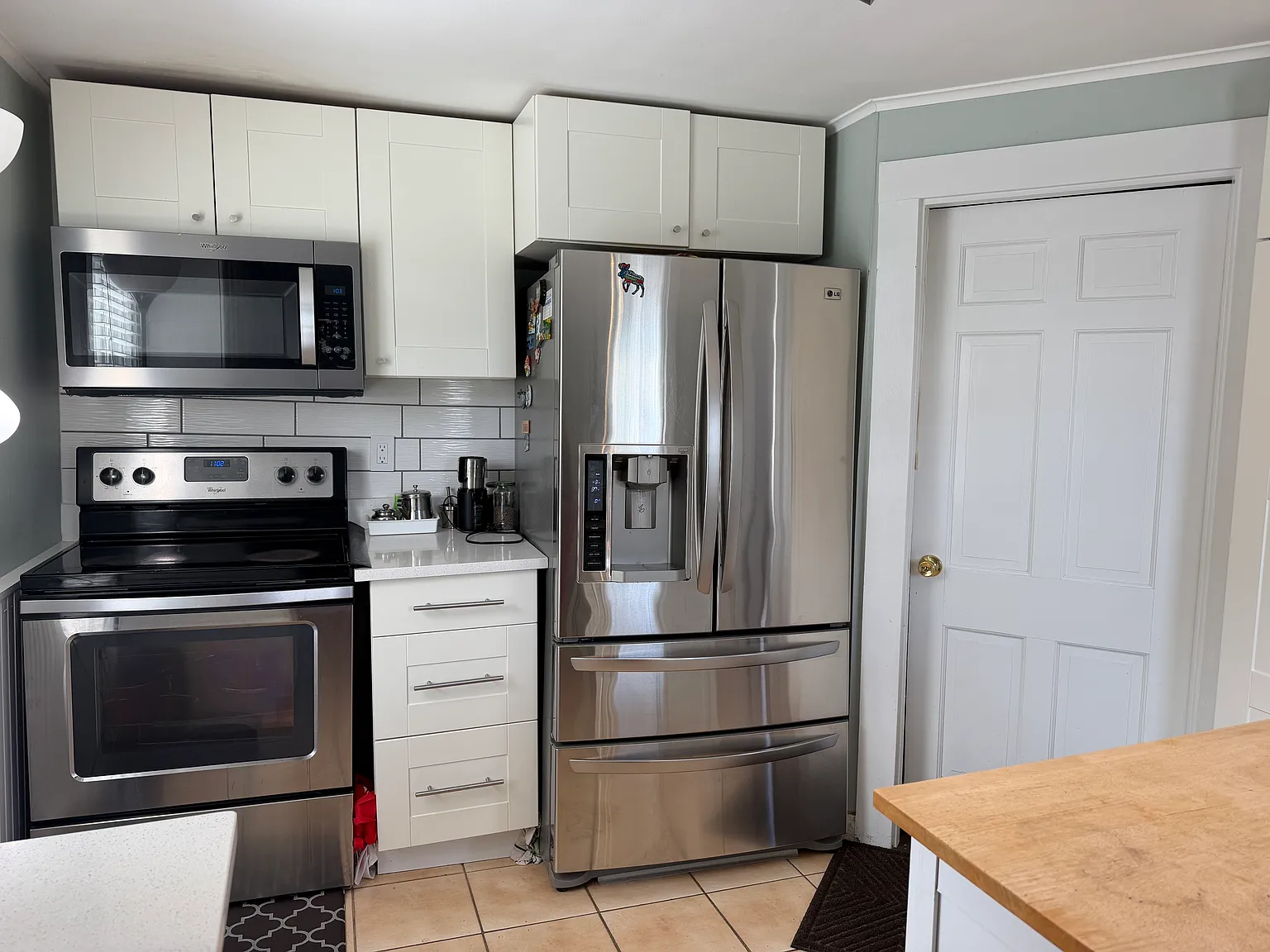 2 bed, 1.5 bath, 870 sqft, $2,500 — Photo 4