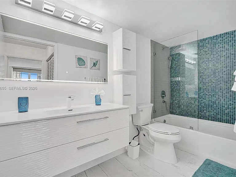 19601 E Country Club Dr #7508 — Photo 40