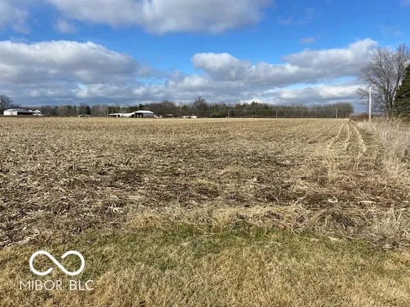 0 Division West Rd, Yorktown, IN 47396