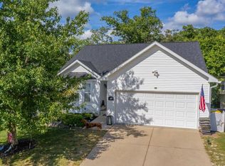 393 Pawnee Trl, Wright City, MO 63390