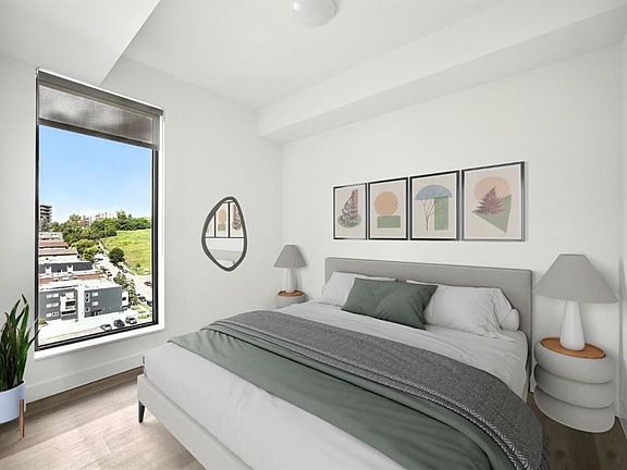 4th image of 123 E 4th St NE #1013