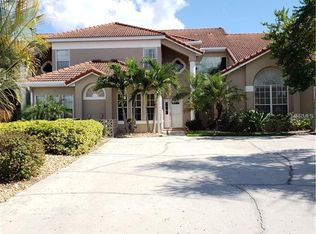 1737 Saint Tropez Ct, Kissimmee, FL 34744