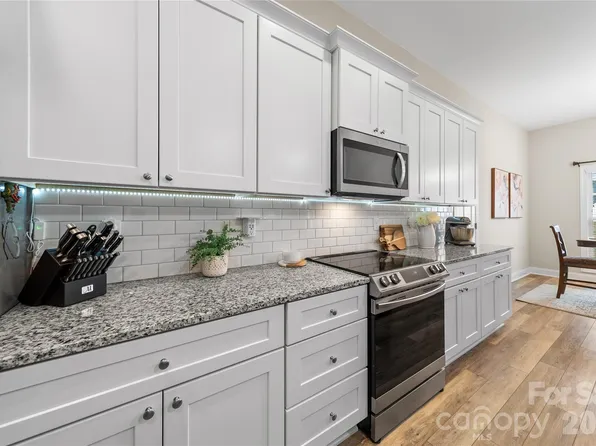 1055 Coppergate Dr, Salisbury, NC 28147