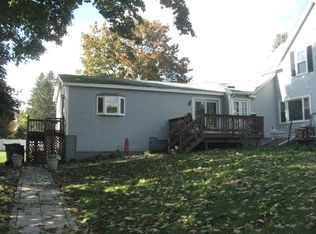 280 Wanoosnoc Rd, Fitchburg, MA 01420