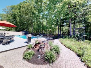 632 Weston Dr, Toms River, NJ 08755