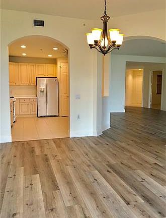 5th image of 3181 Aviamar Cir APT 102