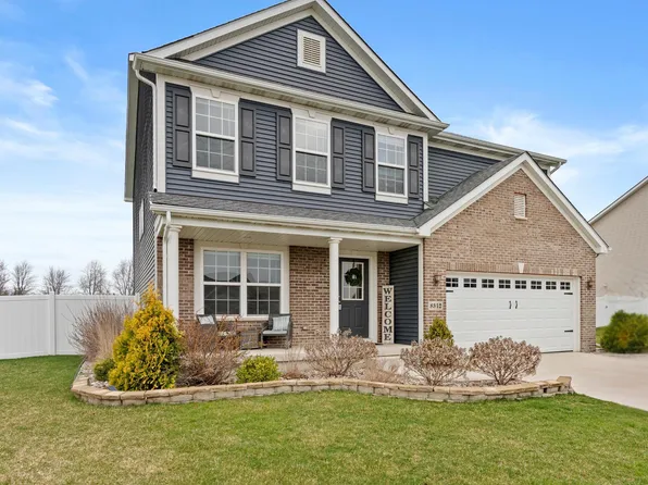 8342 Emerson Dr, Saint John, IN 46373