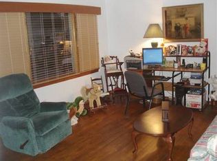 1121 Stratford Rd, Hanahan, SC 29410