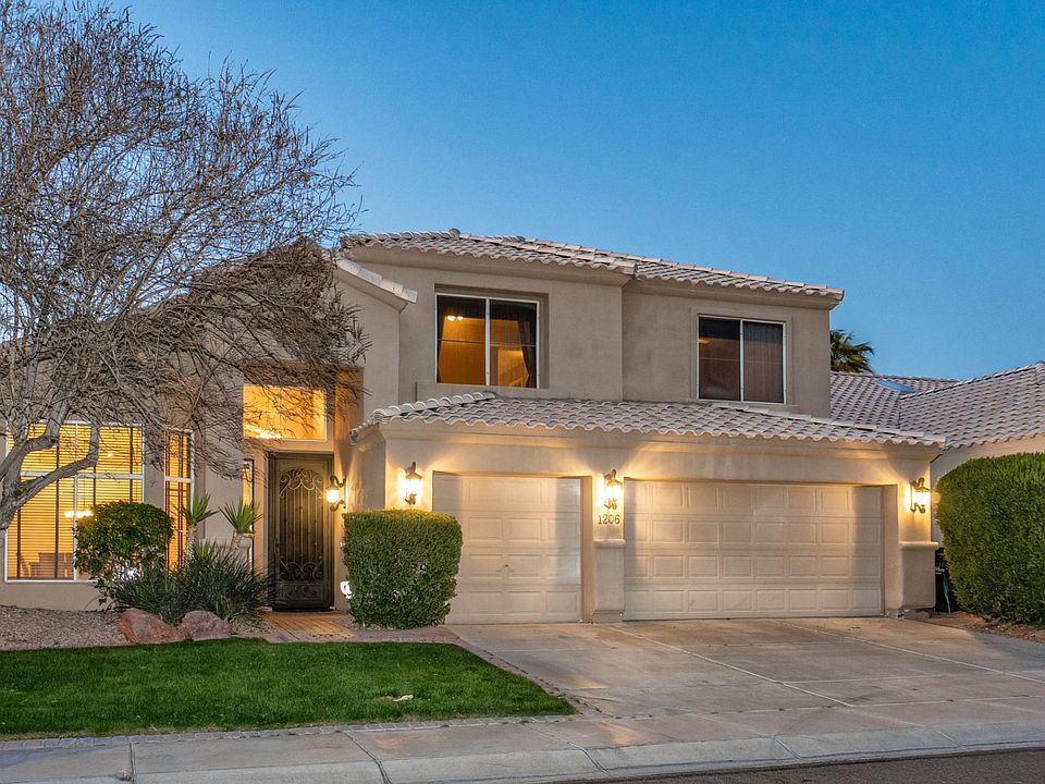 1206 E Desert Broom Way-3