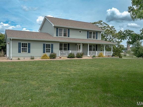 4th image of 301 Ridgewood Ct