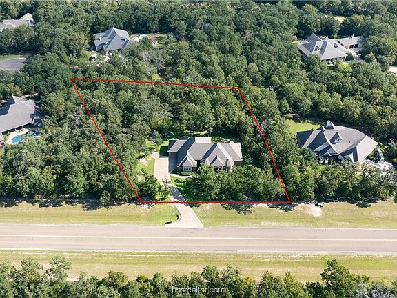 2nd image of 18387 Indian Lakes Dr