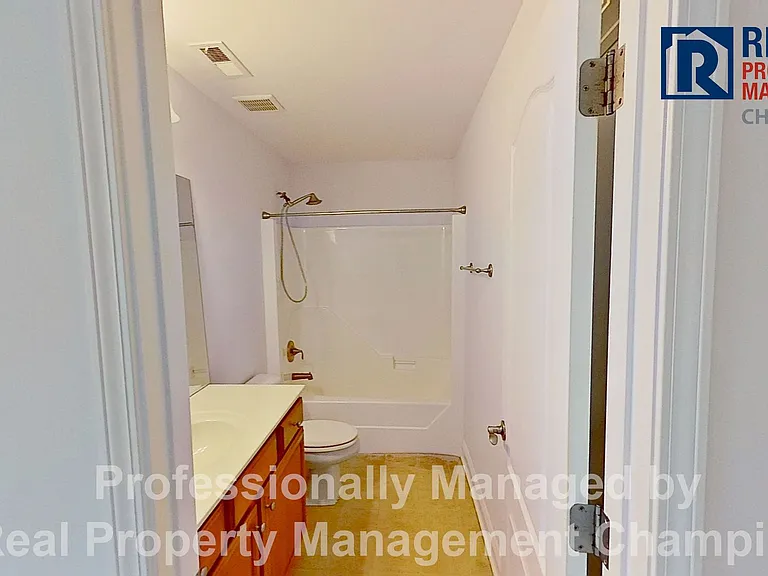 204 Murifield Dr — Photo 31