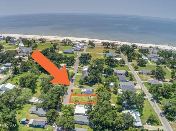 721 Ruth Ave, Gulfport, MS 39501