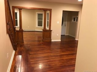 9 Lilley St, Manchester, CT 06040