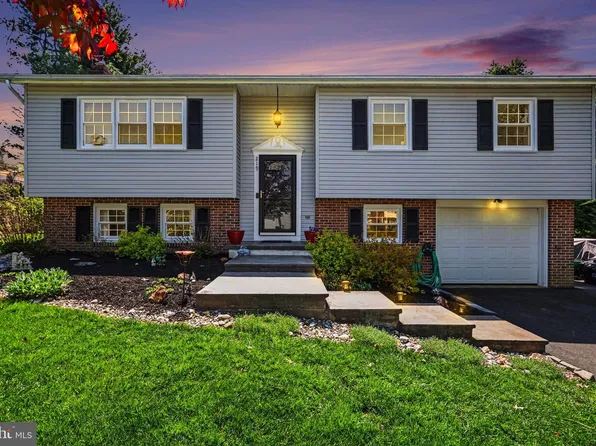 219 Maple Ave, Quarryville, PA 17566