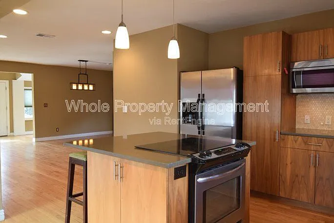 4480 Utica St — Photo 7
